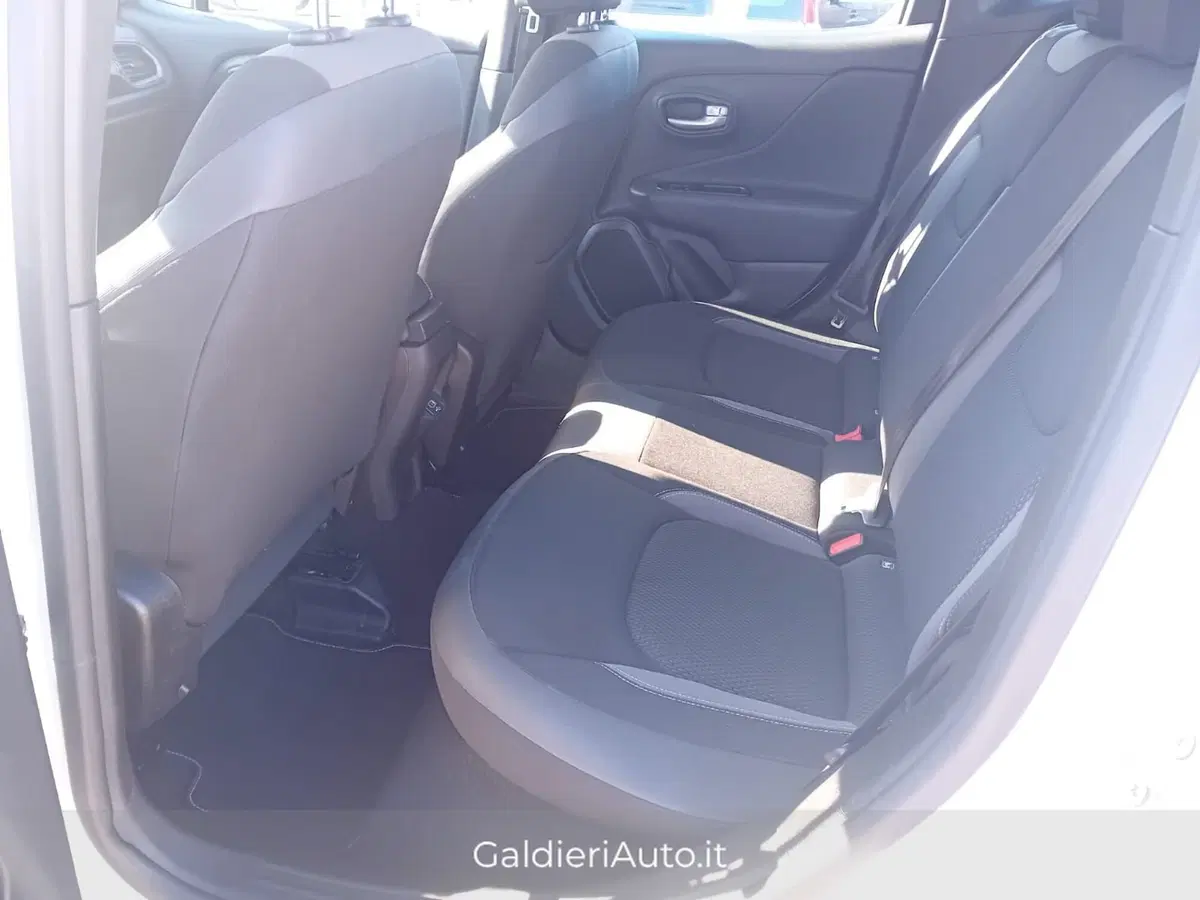 Jeep Renegade usata a Salerno (14)