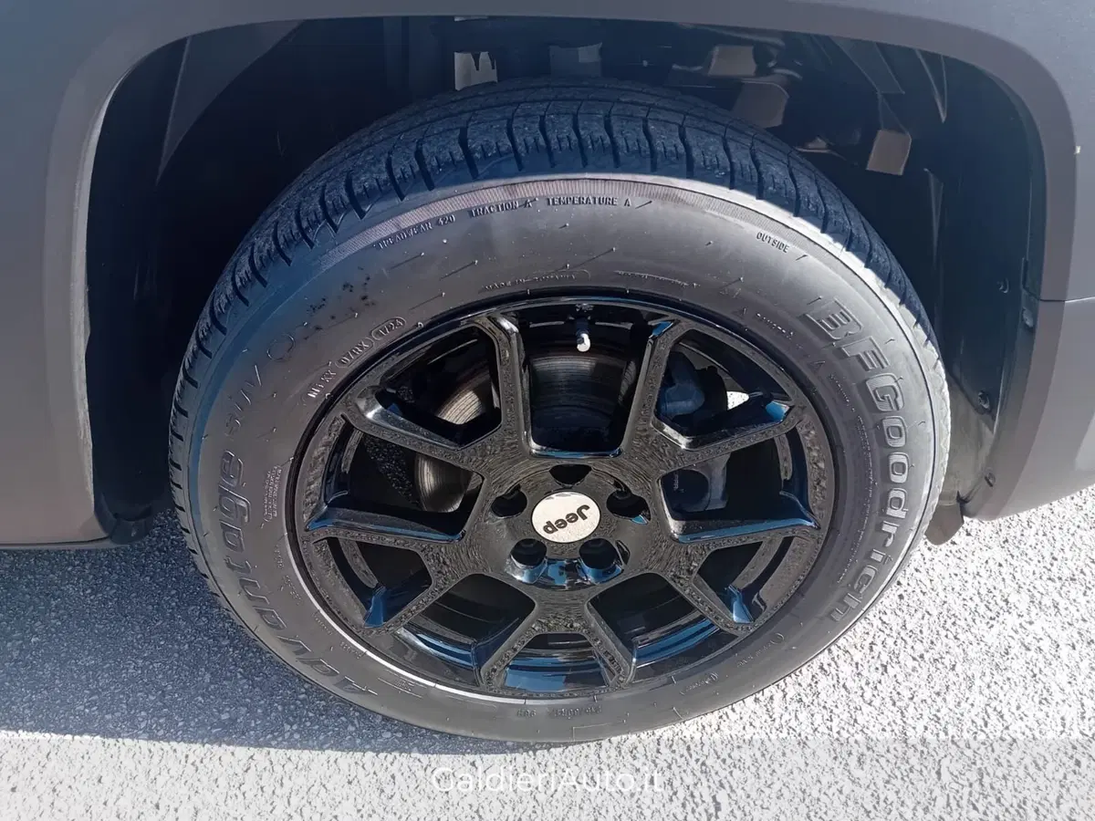 Jeep Renegade usata a Salerno (15)