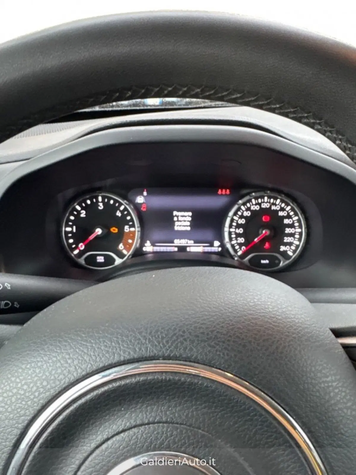 Jeep Renegade usata a Salerno (5)