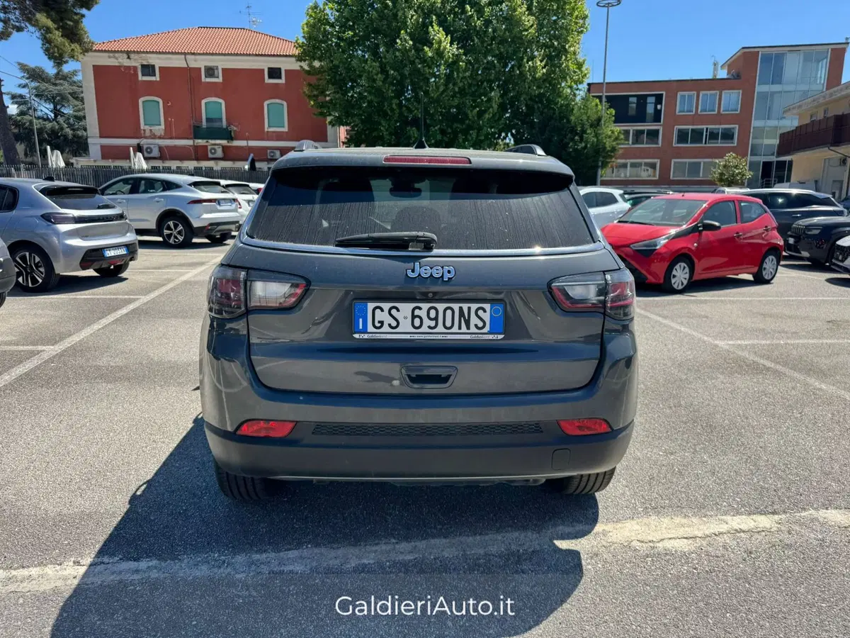 Jeep Compass usata a Salerno (7)
