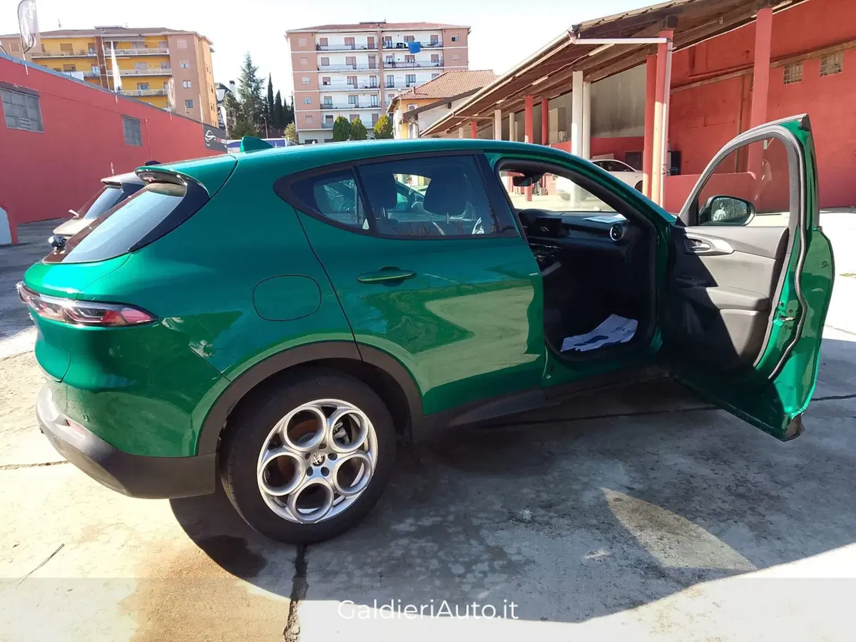 Alfa Romeo Tonale usata a Salerno (4)
