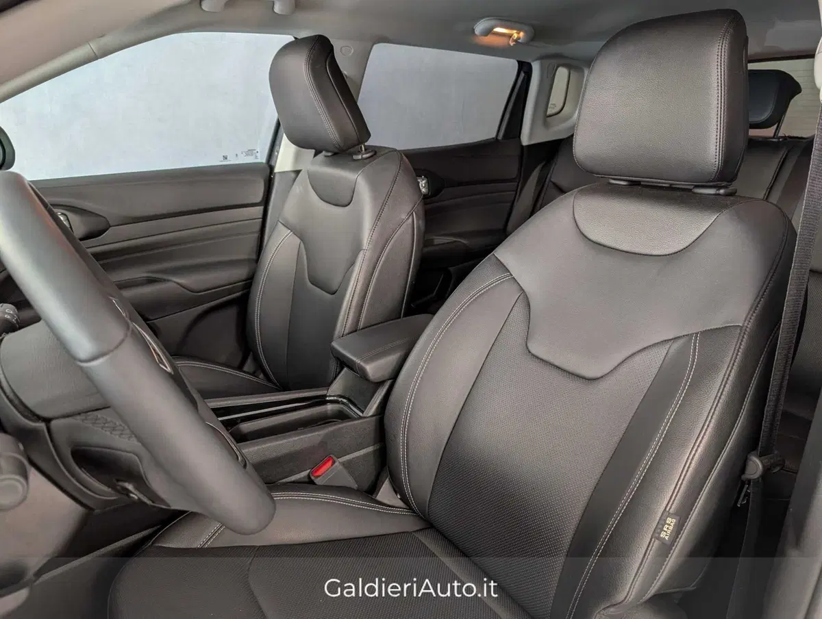 Jeep Compass usata a Salerno (15)