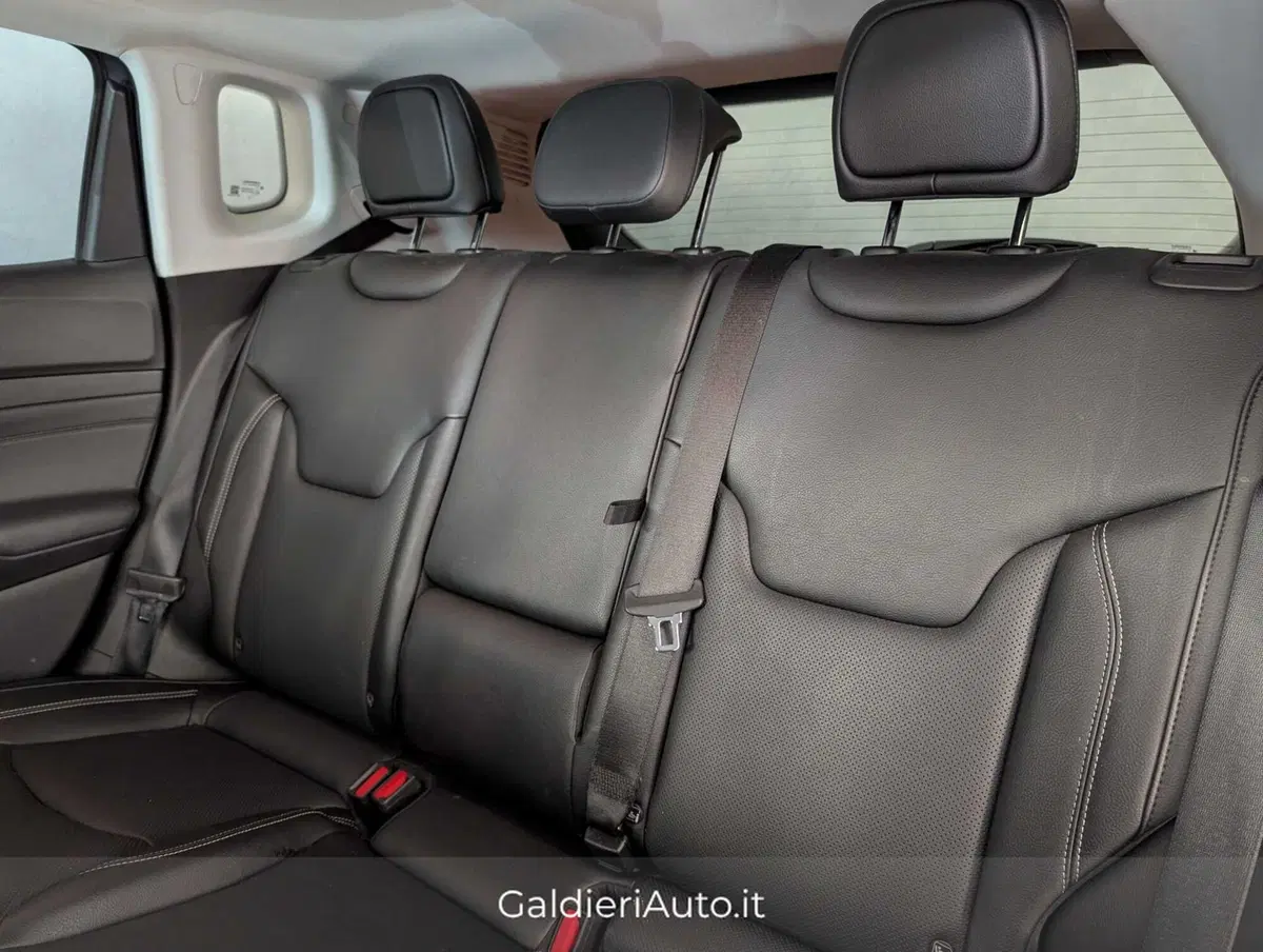 Jeep Compass usata a Salerno (8)