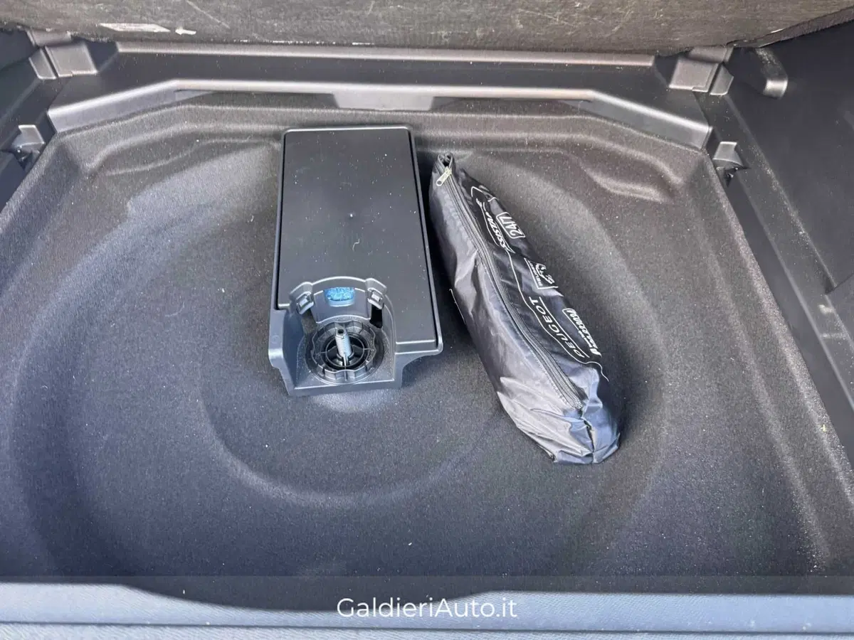 Peugeot 3008 usata a Salerno (18)
