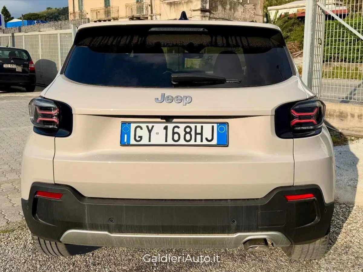 Jeep Avenger usata a Salerno (10)