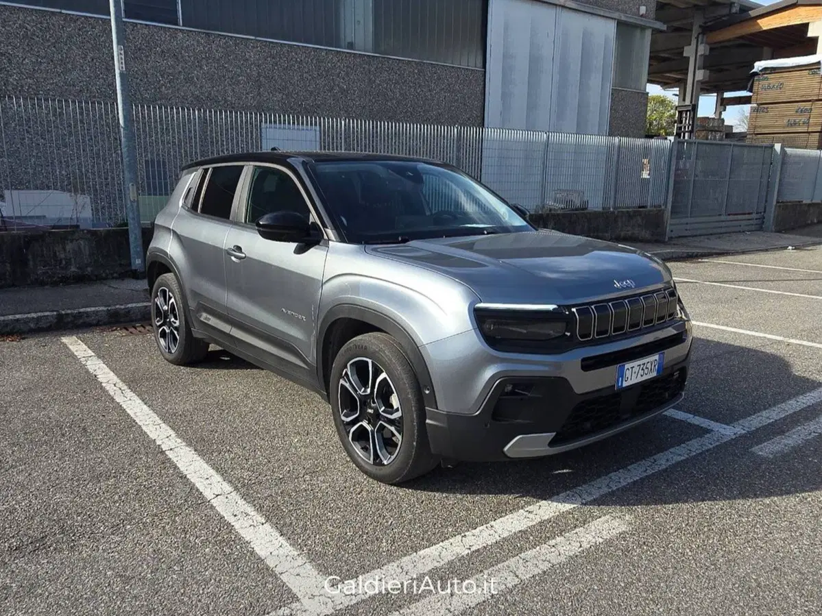 Jeep Avenger usata a Salerno