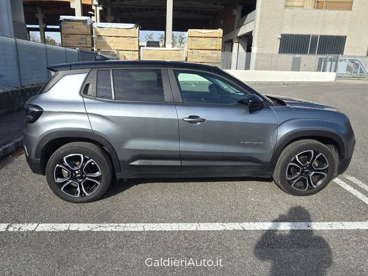 Jeep Avenger usata a Salerno (11)