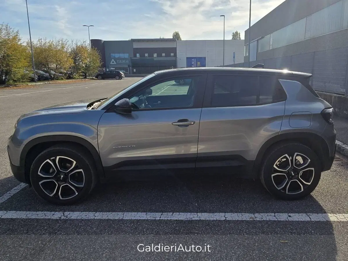 Jeep Avenger usata a Salerno (13)
