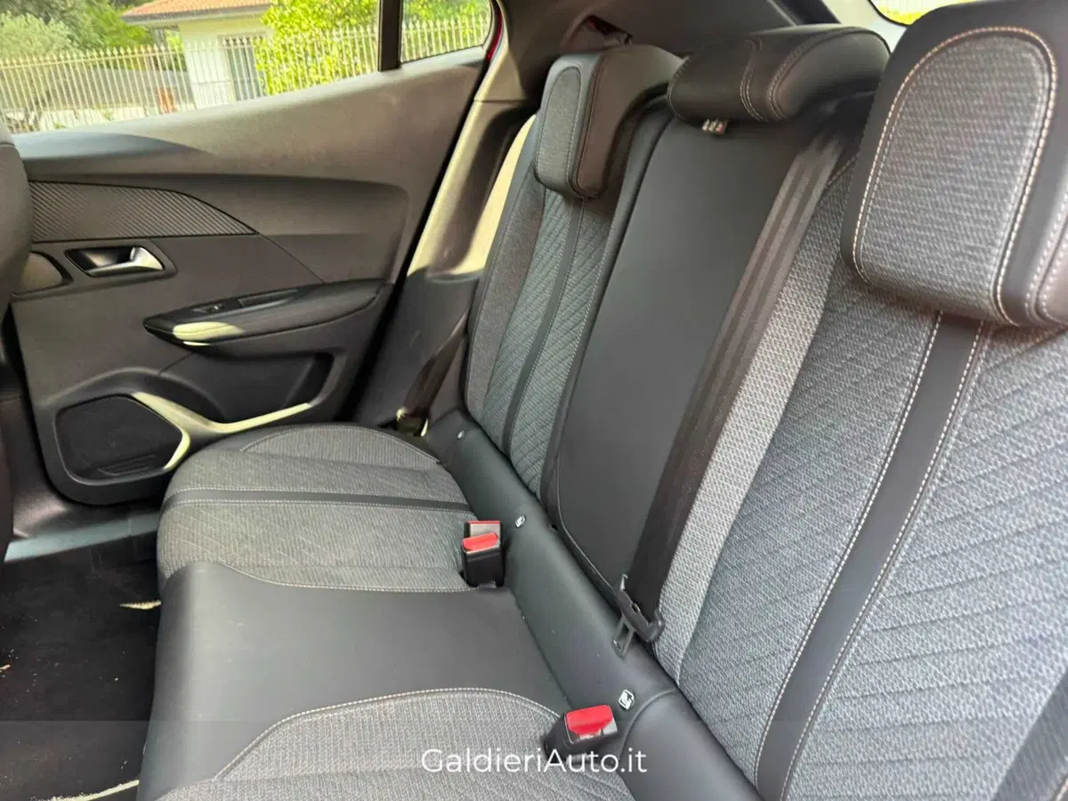 Peugeot 2008 usata a Salerno (7)