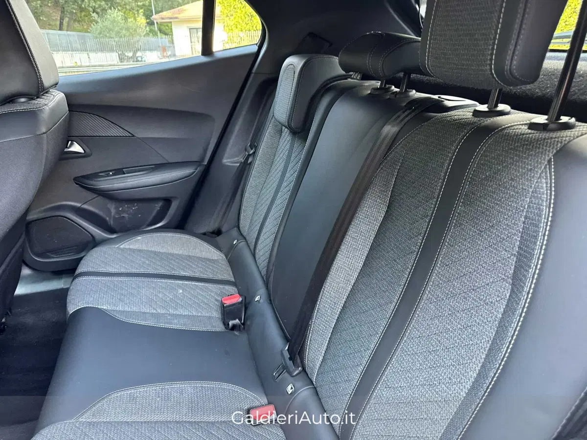 Peugeot 2008 usata a Salerno (13)
