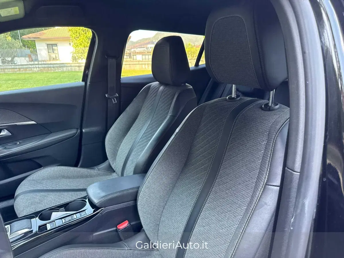 Peugeot 2008 usata a Salerno (16)