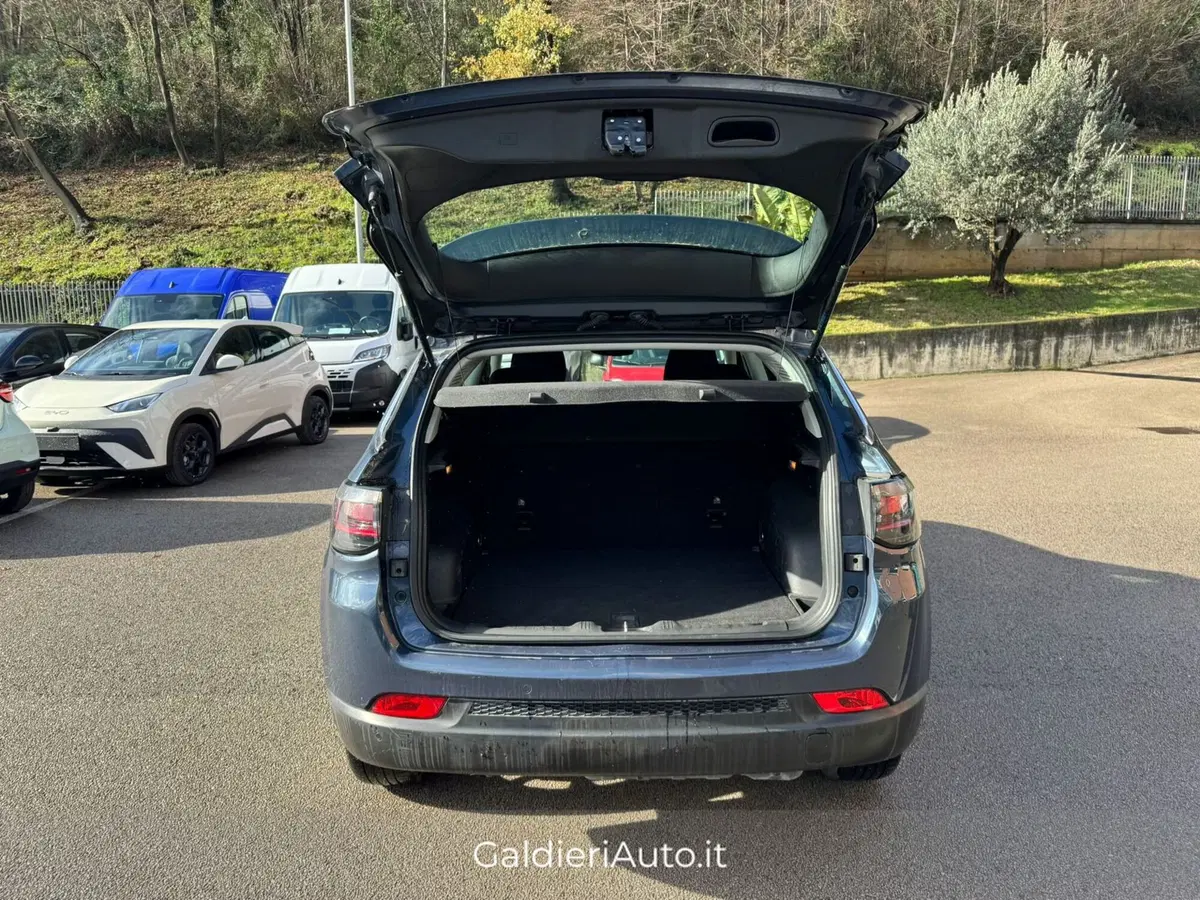 Jeep Compass usata a Salerno (7)