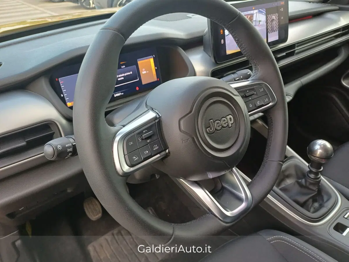 Jeep Avenger usata a Salerno (11)