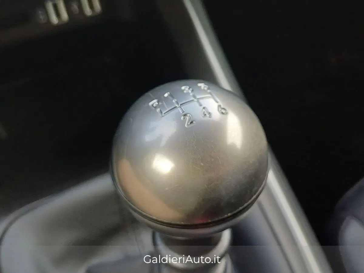 Jeep Avenger usata a Salerno (14)