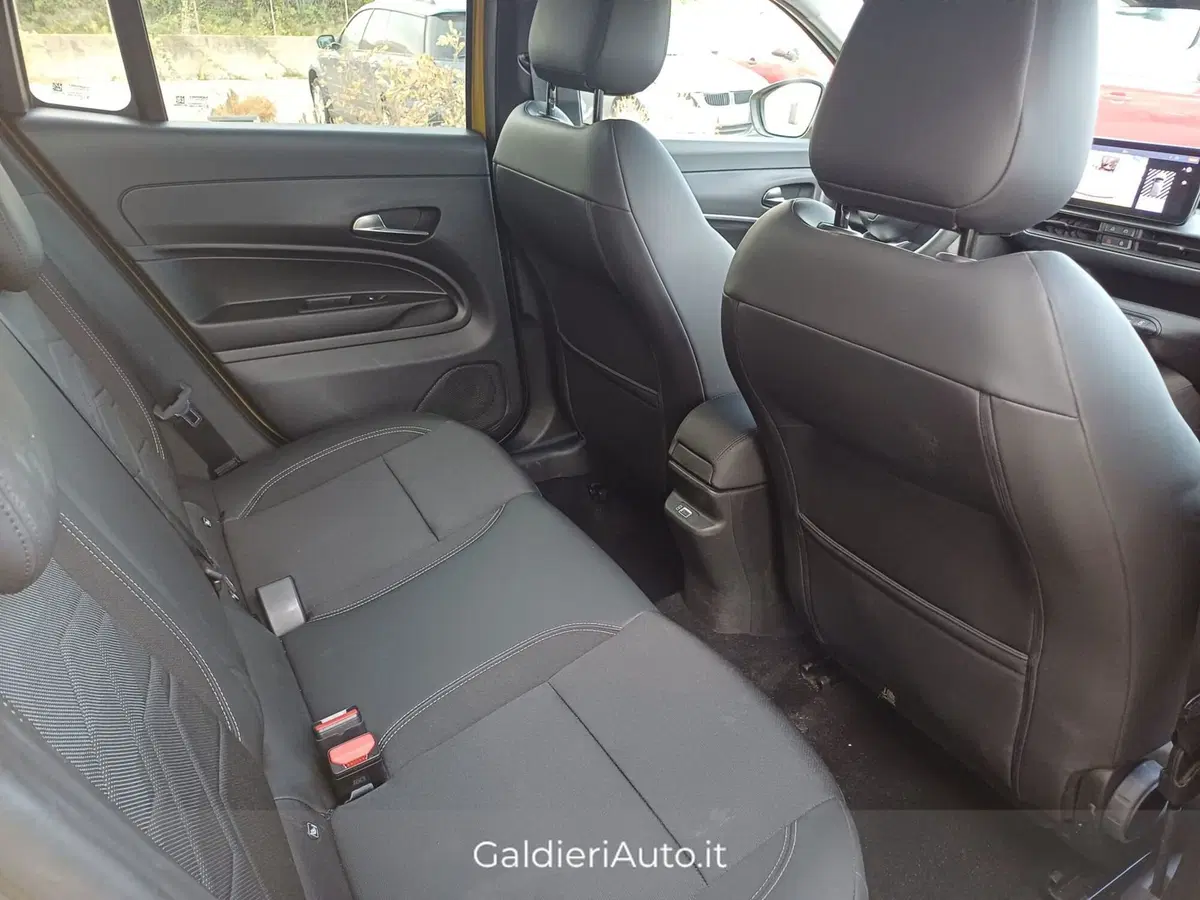 Jeep Avenger usata a Salerno (9)