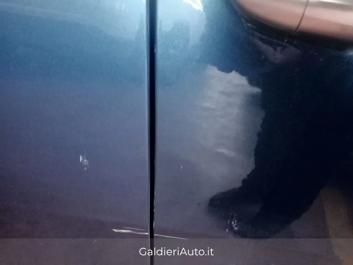 Lancia Ypsilon usata a Salerno (4)