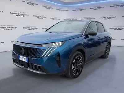 Peugeot 3008 1.2 hybrid 48V GT 136cv e-dcs6 del 2024 usata a Empoli