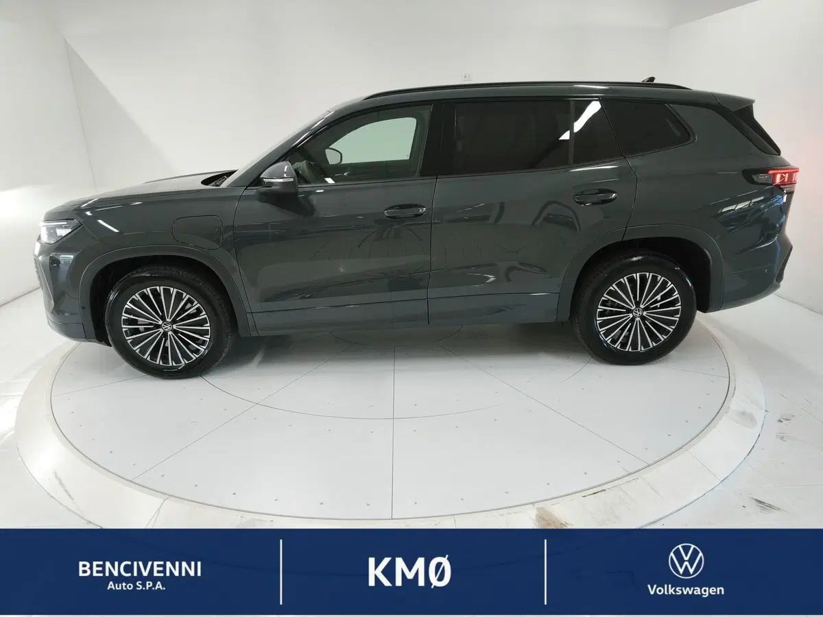 Volkswagen Tayron nuova a Catanzaro (13)