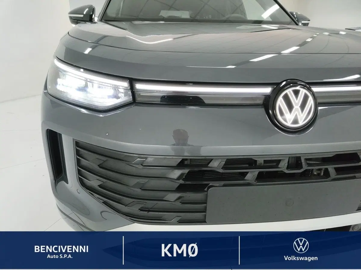 Volkswagen Tayron nuova a Catanzaro (3)