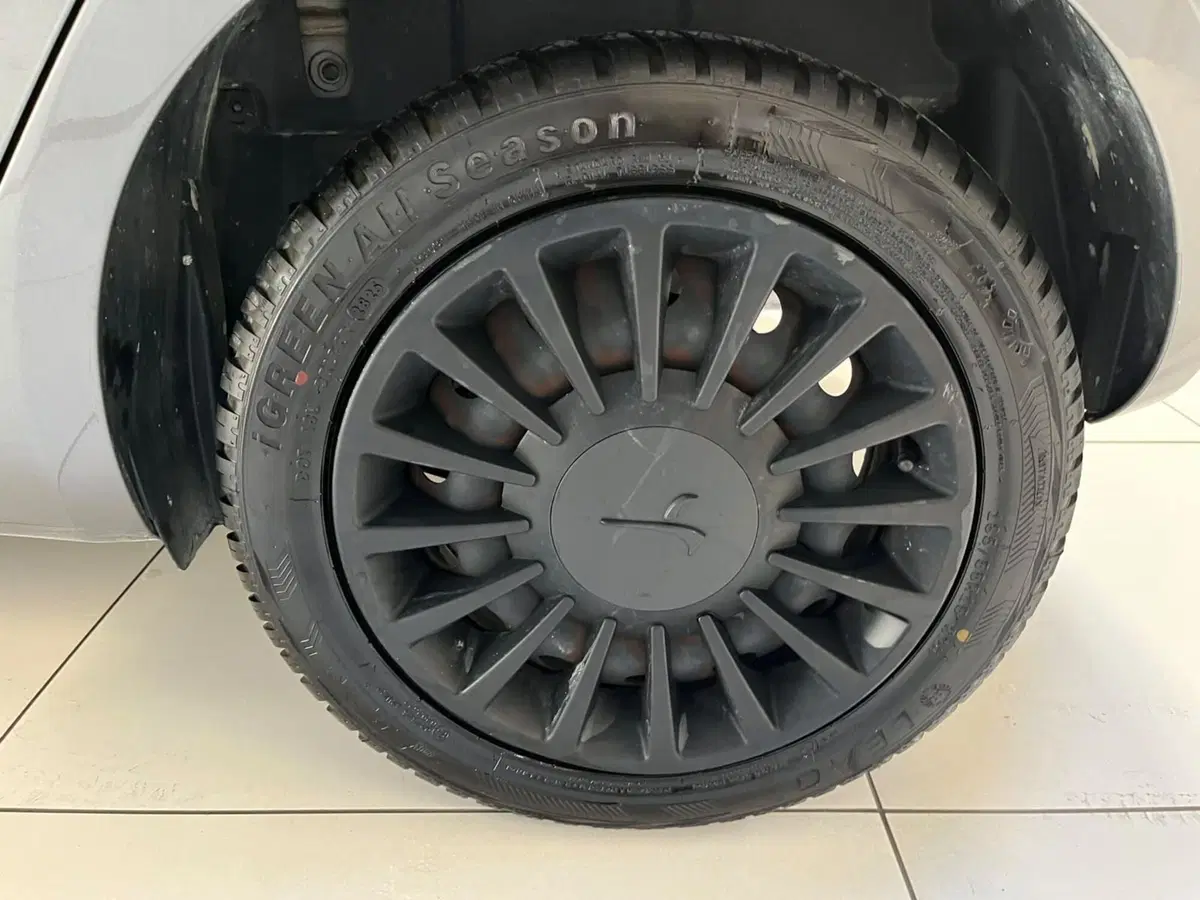 Lancia Ypsilon usata a Lucca (8)