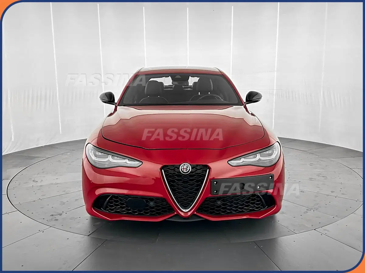 Alfa Romeo Giulia usata a Milano (2)