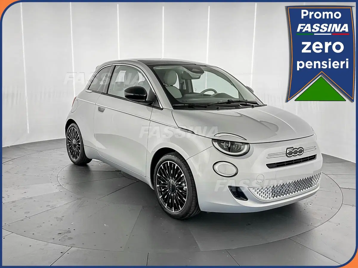 Fiat 500 nuova a Milano