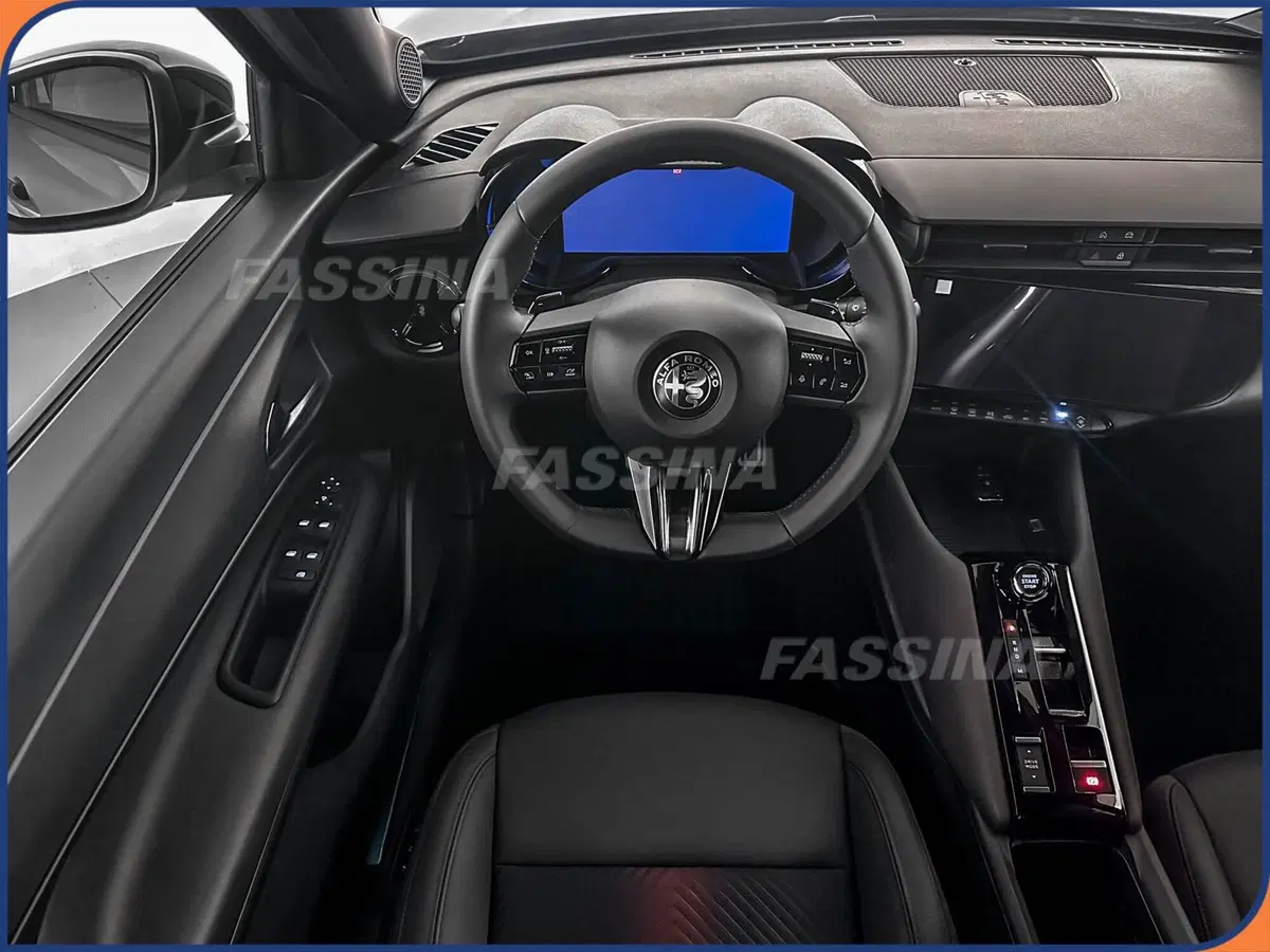Alfa Romeo Junior usata a Milano (10)