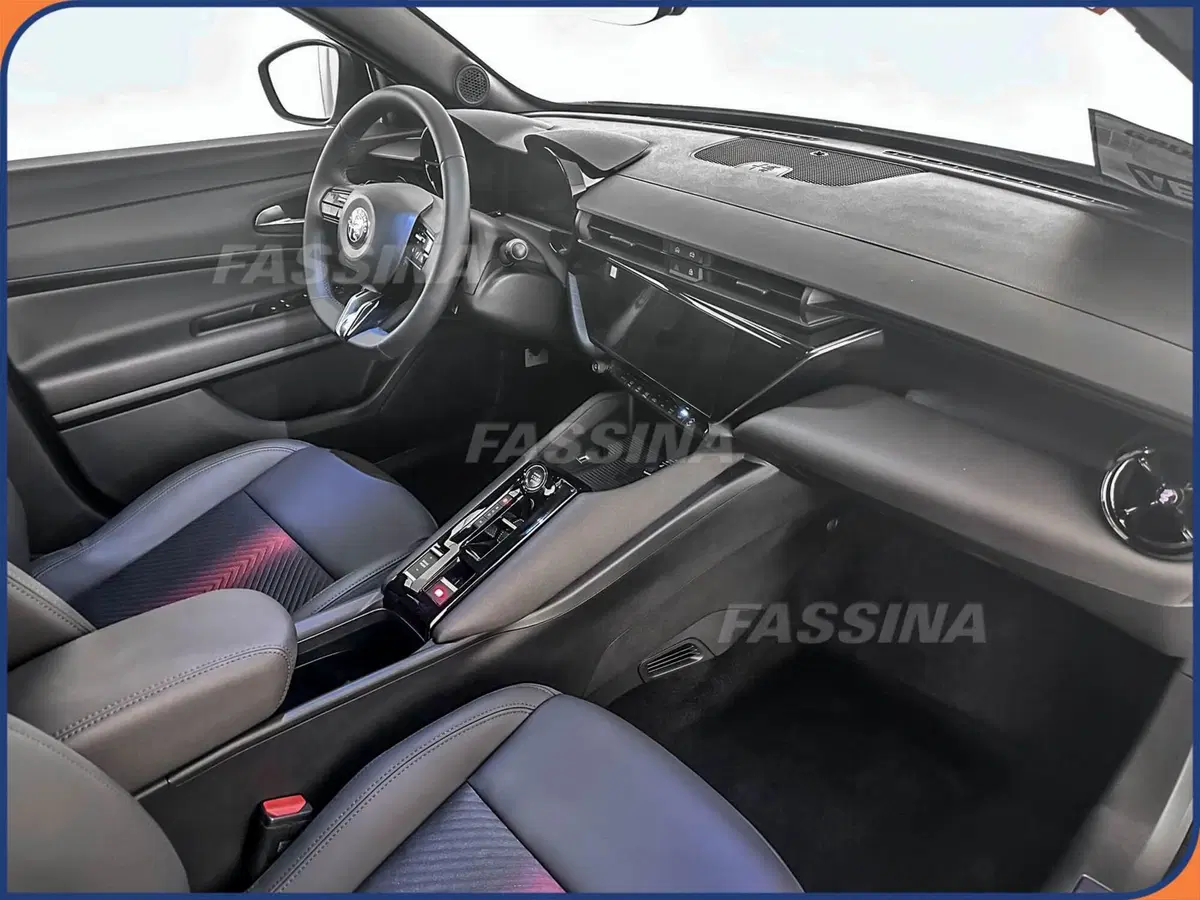 Alfa Romeo Junior usata a Milano (14)