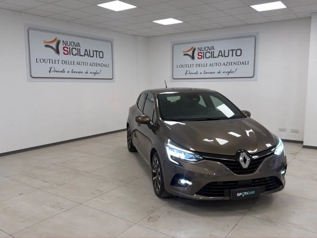 Renault Clio usata a Palermo (2)