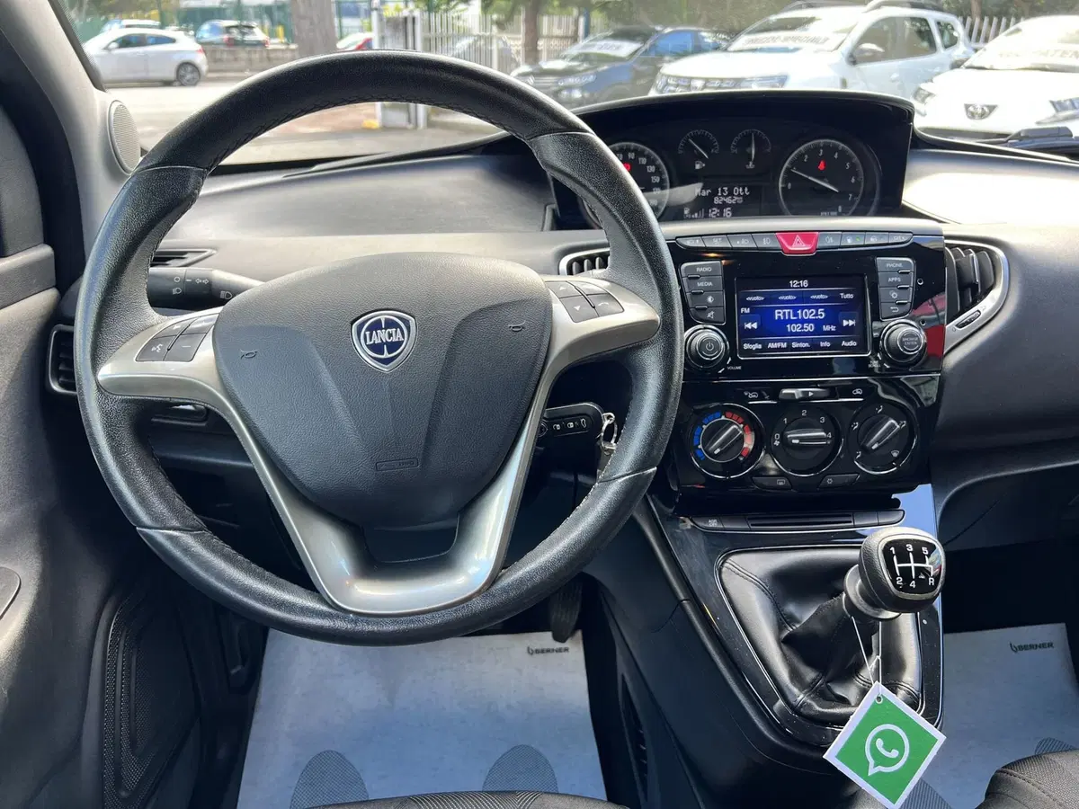 Lancia Ypsilon usata a Chieti (12)