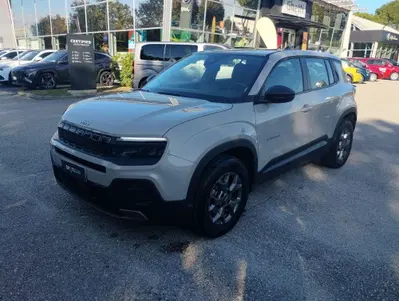Jeep Avenger 1.2 turbo e-hybrid mhev Longitude fwd 110cv edct6 del 2025 usata a Ravenna