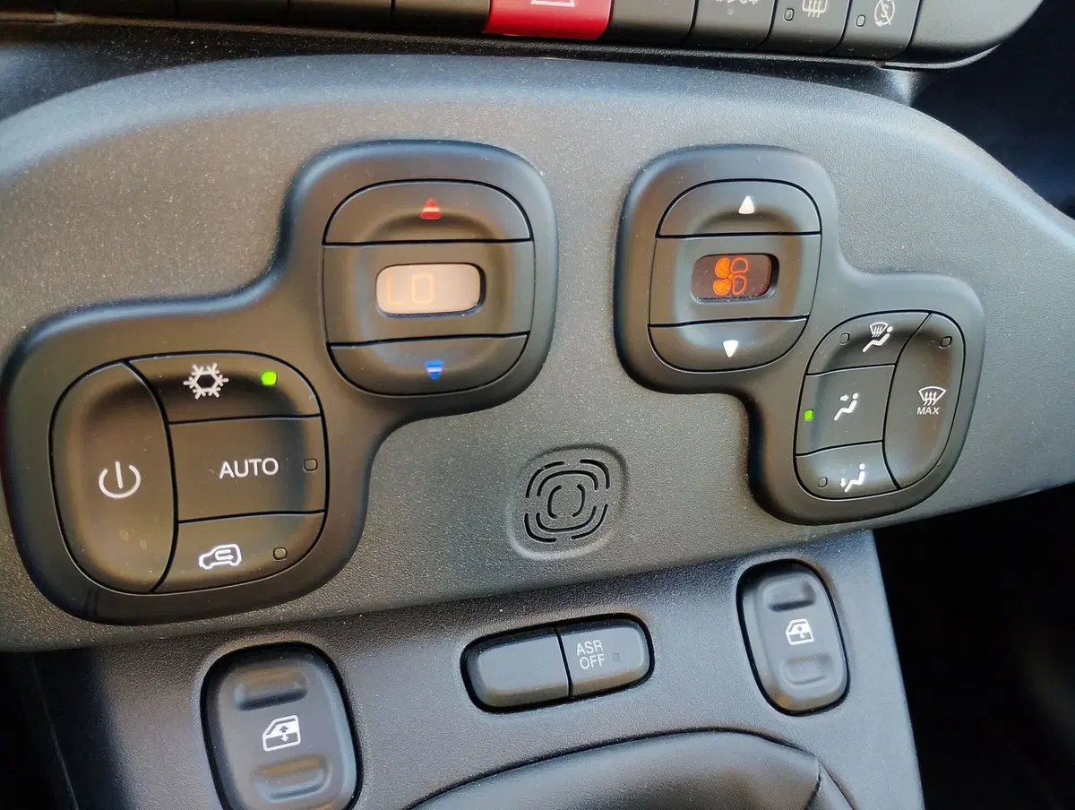 Fiat Panda Cross usata a Ravenna (19)