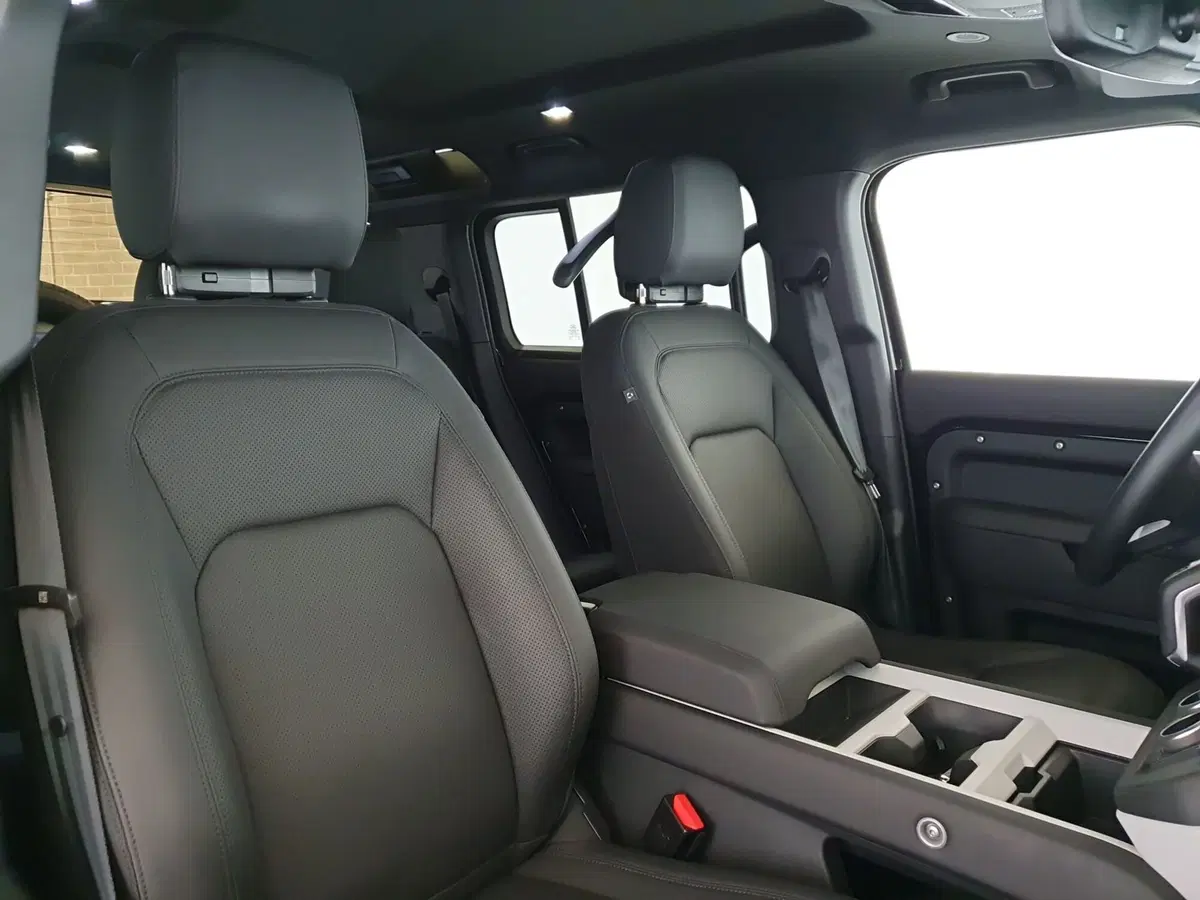 Land Rover Defender usata a Monza e Brianza (13)