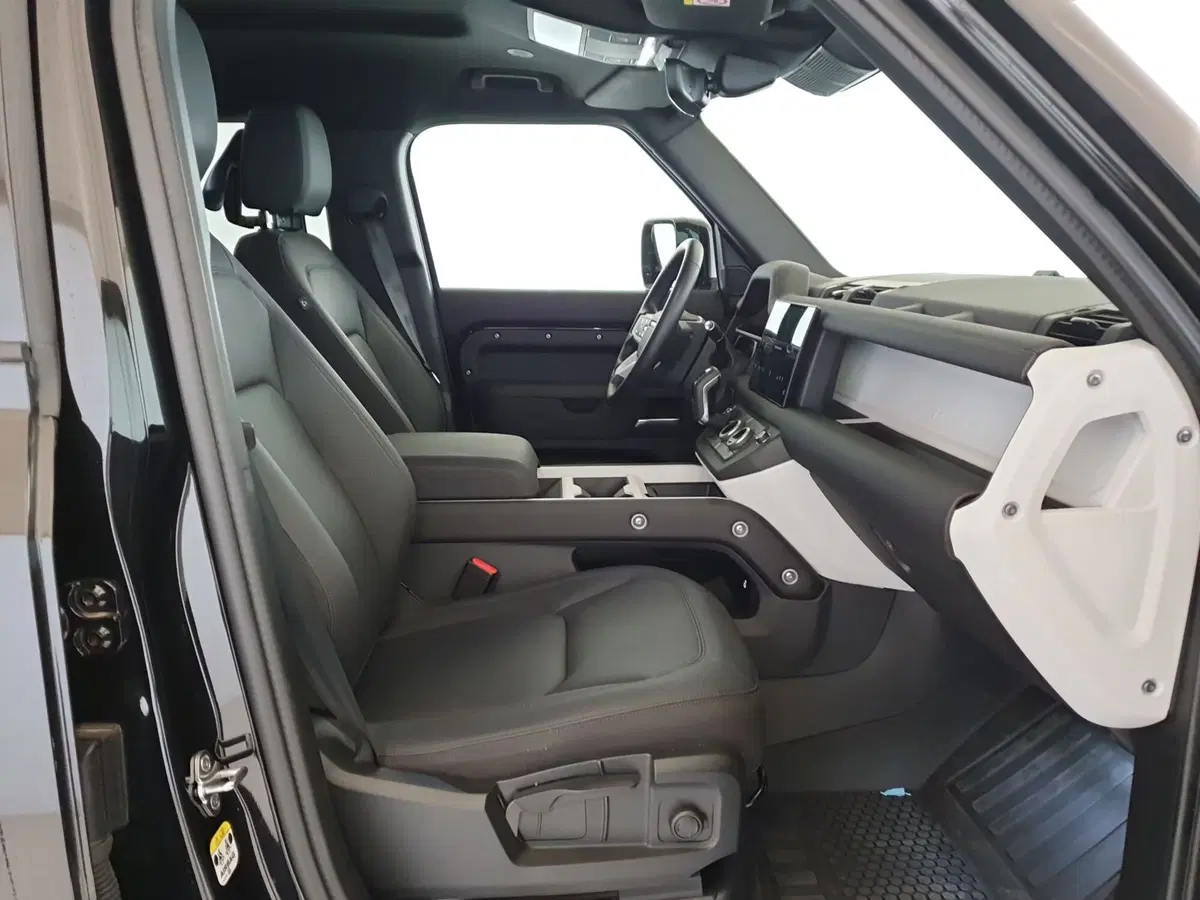 Land Rover Defender usata a Monza e Brianza (3)