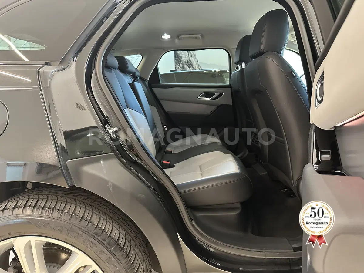 Land Rover Range Rover Velar usata a Forlì-Cesena (11)