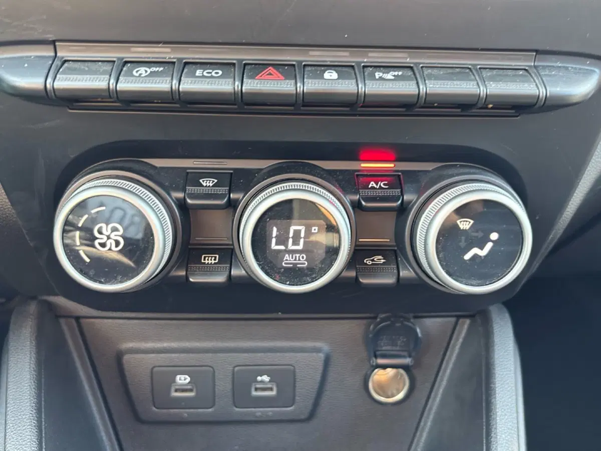 Dacia Duster usata a Latina (18)