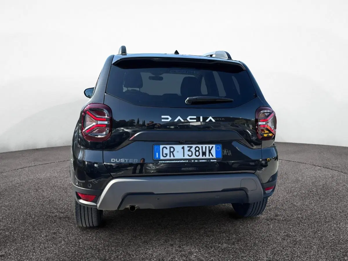 Dacia Duster usata a Latina (5)