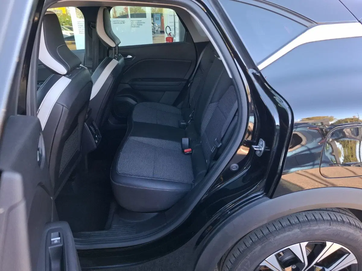 Renault Captur usata a Latina (17)