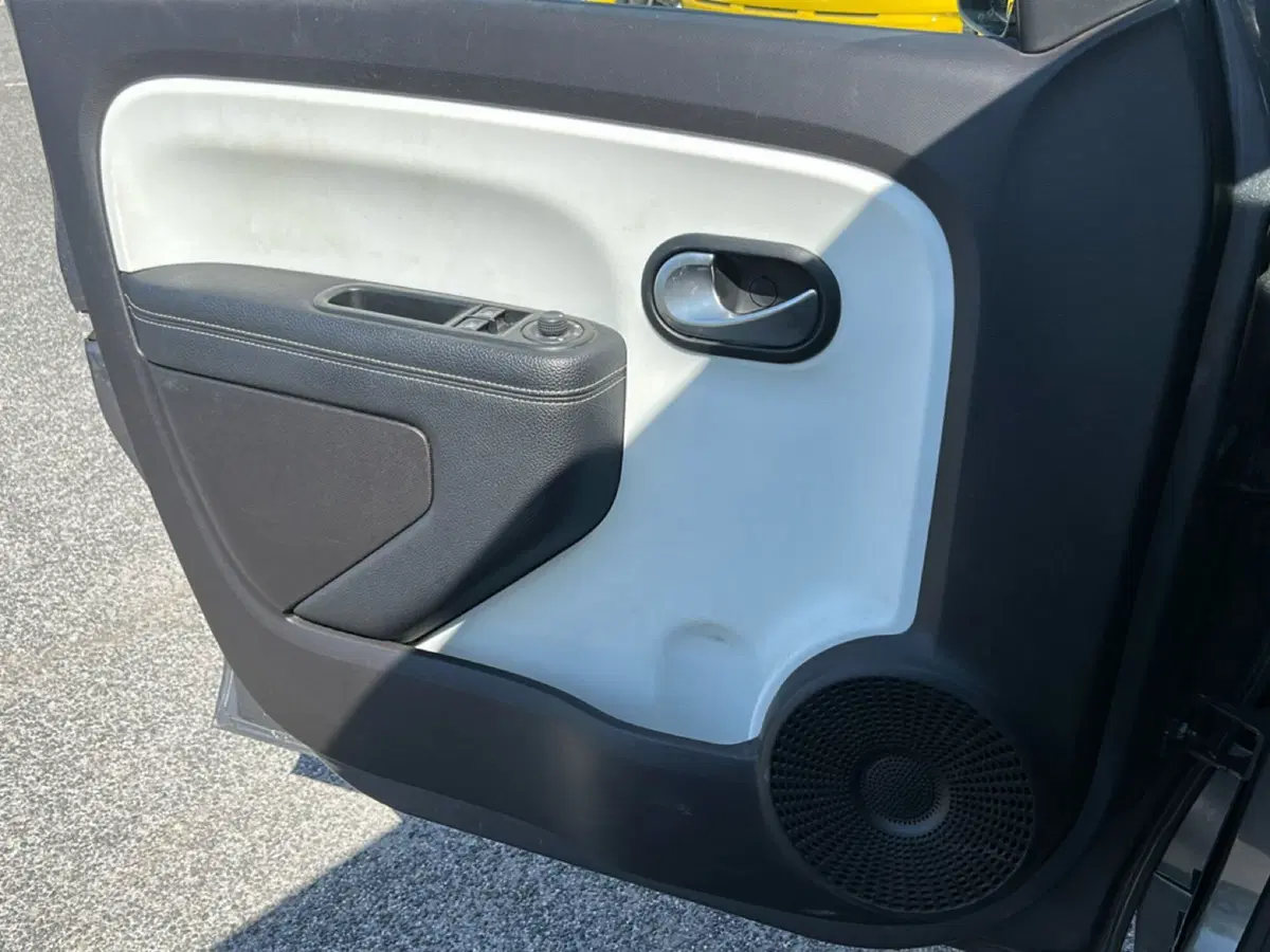 Renault Twingo usata a Roma (19)