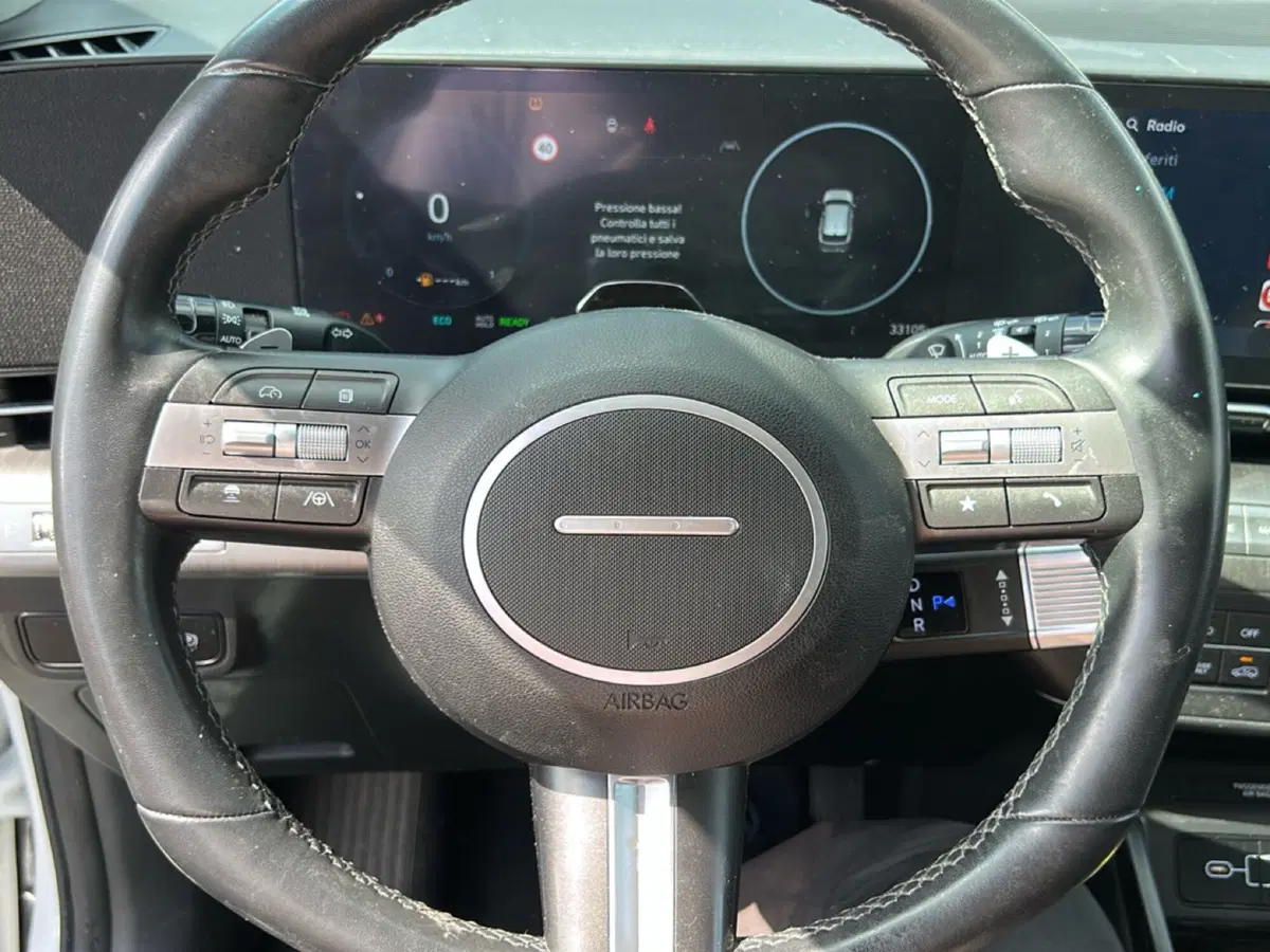 Hyundai Kona usata a Roma (12)