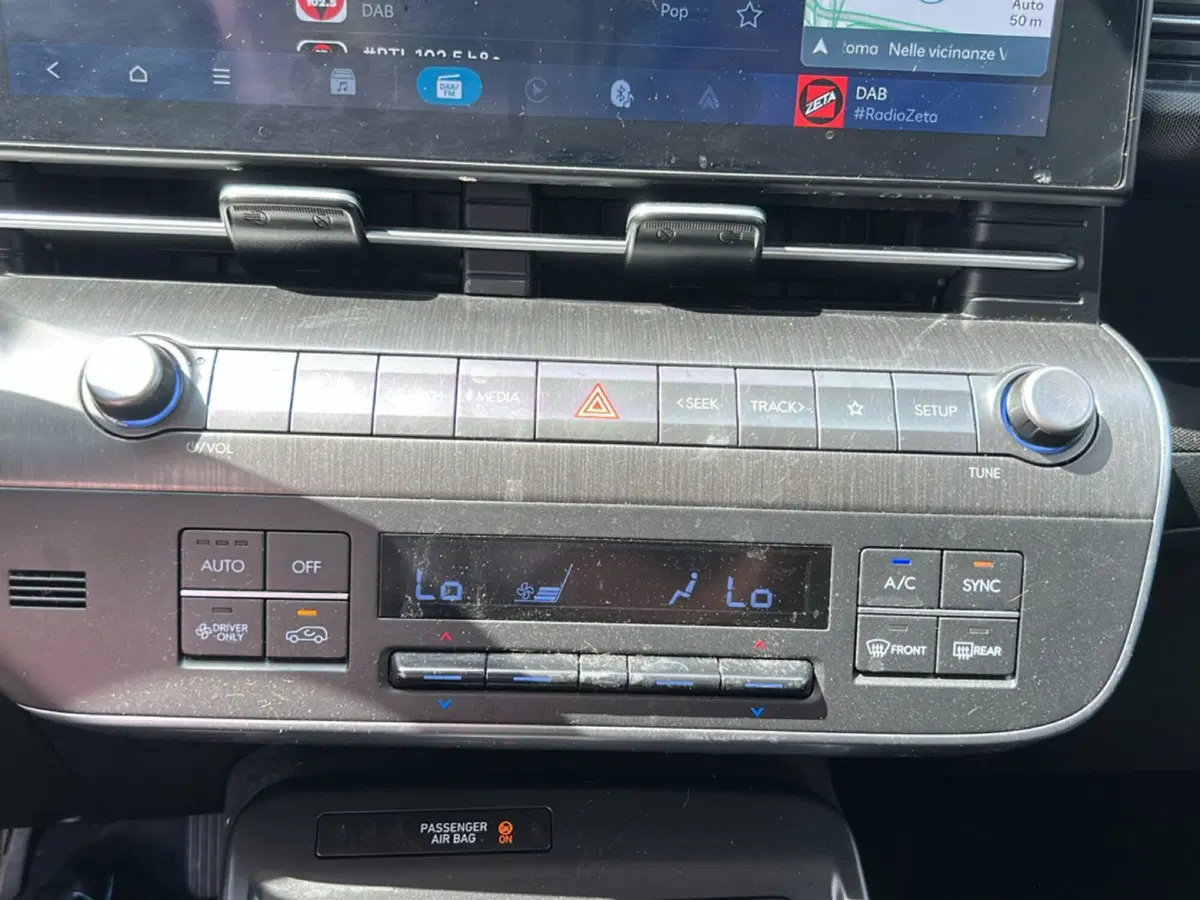 Hyundai Kona usata a Roma (15)