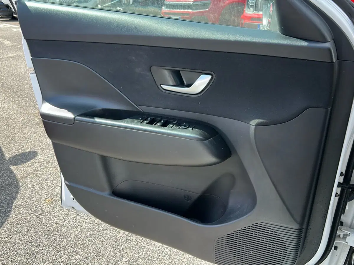 Hyundai Kona usata a Roma (17)