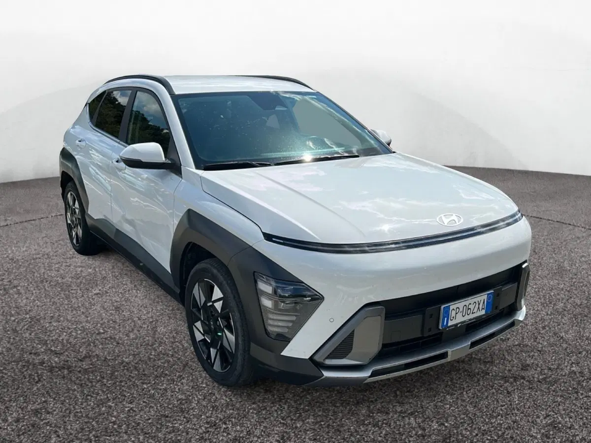 Hyundai Kona usata a Roma (2)