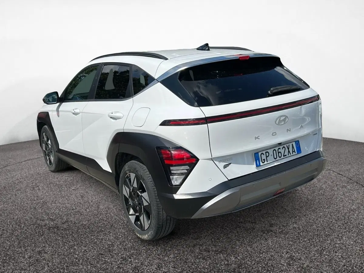 Hyundai Kona usata a Roma (4)