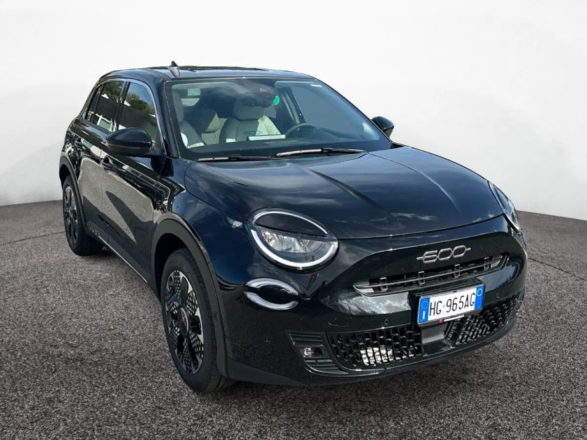 Fiat 600 nuova a Roma (2)