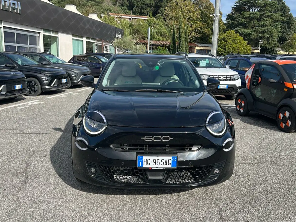 Fiat 600 nuova a Roma (7)