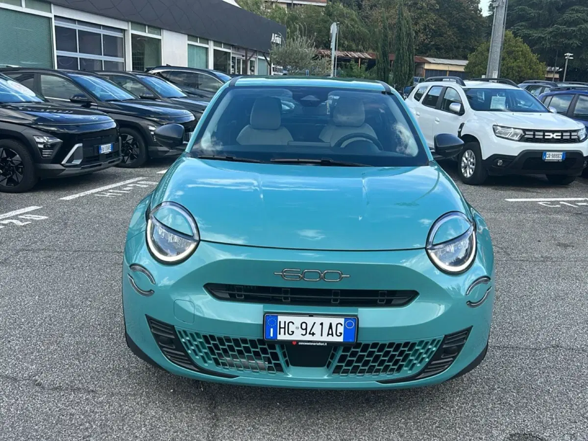 Fiat 600 nuova a Roma (7)