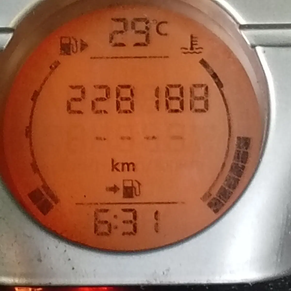 Nissan Qashqai usata a L'Aquila (11)
