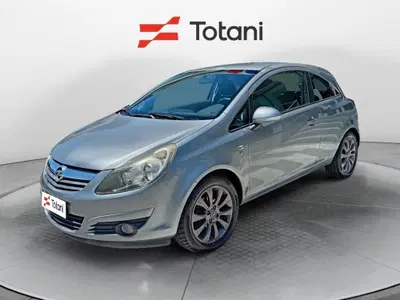 Opel Corsa 1.3 CDTI 75CV F.AP. 3 porte Elective del 2011 usata a L'Aquila