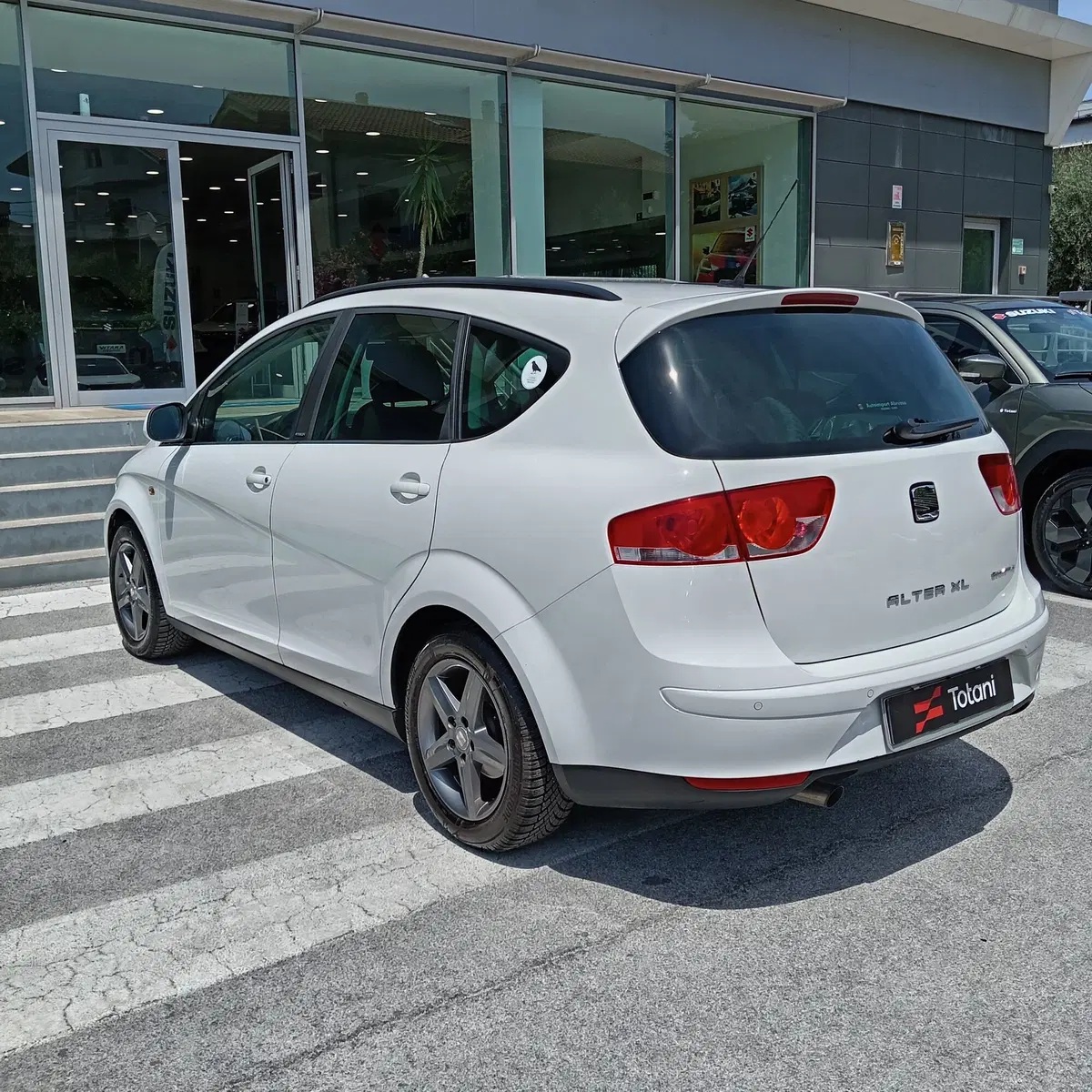 SEAT Altea XL usata a L'Aquila (9)